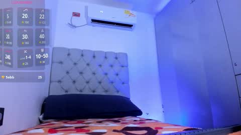 independent model online show from October 22, 5:10 am