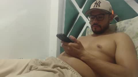 juanfe_style online show from November 16, 4:03 am