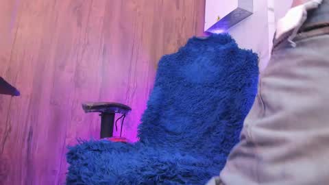 JUAN  online show from March 14, 5:39 pm