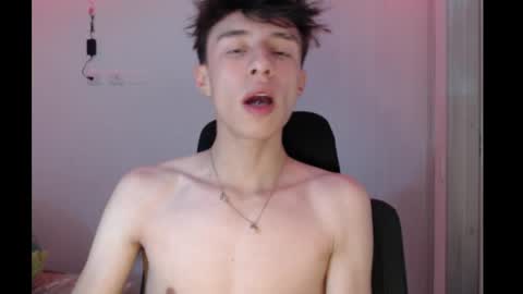 juanmres online show from December 5, 11:52 am