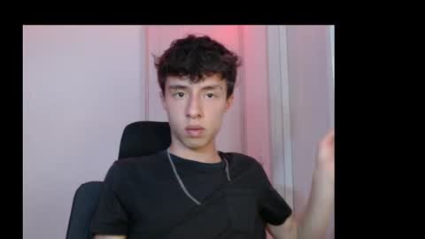 Snapshot of juanmres chatting on October 28, 3:07 am juanmres online show from October 28, 3:07 am