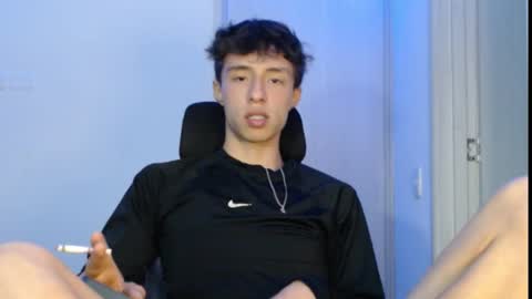 Snapshot of juanmres chatting on October 18, 3:11 am juanmres online show from October 18, 3:11 am