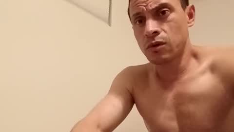 Snapshot of jugg2 chatting on October 16, 7:41 am Jugg online show from October 16, 7:41 am