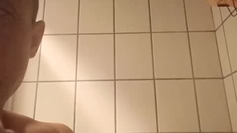 Snapshot of jugg2 chatting on September 28, 1:31 pm Jugg online show from September 28, 1:31 pm