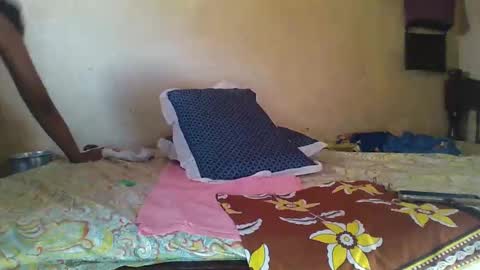 juice_petite3 online show from February 7, 11:23 am