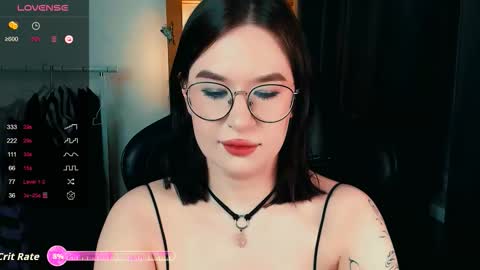 Bella online show from November 7, 9:17 pm