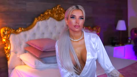 Jessye online show from May 25, 7:53 pm