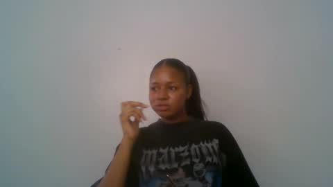 Emily online show from November 19, 11:42 am