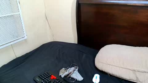 Snapshot of juicykayxxx chatting on September 24, 12:17 am Miss Kay online show from September 24, 12:17 am