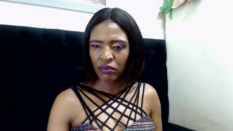 Snapshot of juicykayxxx chatting on March 4, 10:27 pm Miss Kay online show from March 4, 10:27 pm