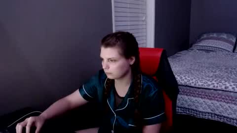 juicymomma1223 online show from January 7, 3:14 am