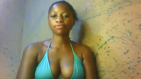 juicypiexx online show from December 20, 12:39 am