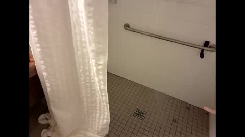 juicystraw online show from October 19, 11:59 am