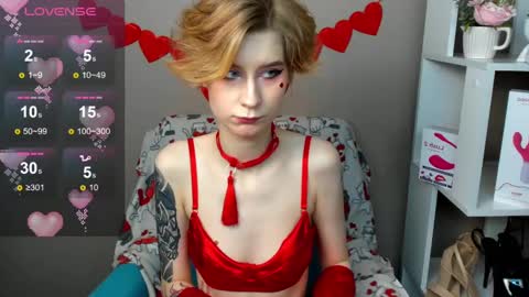 Snapshot of julescrown chatting on February 14, 1:45 am Jules online show from February 14, 1:45 am