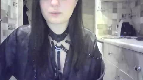 julia69009 online show from January 10, 2:35 am