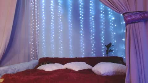 Julia online show from March 6, 5:45 pm