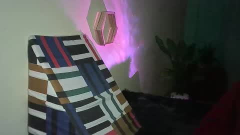 Snapshot of juliamack chatting on January 29, 12:12 am JuliaMack online show from January 29, 12:12 am