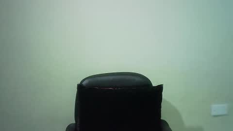 Snapshot of juliamack chatting on January 13, 3:45 am JuliaMack online show from January 13, 3:45 am