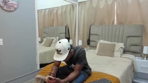 julian billy online show from March 10, 5:50 pm