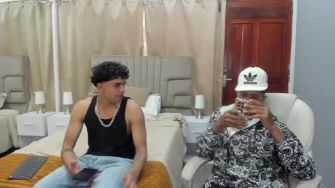 julian billy online show from March 11, 6:08 pm