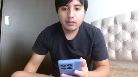 Julian online show from May 4, 4:46 pm