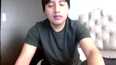 Julian online show from May 11, 2:35 pm