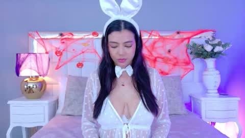 Juliet Bennet online show from October 22, 4:26 am