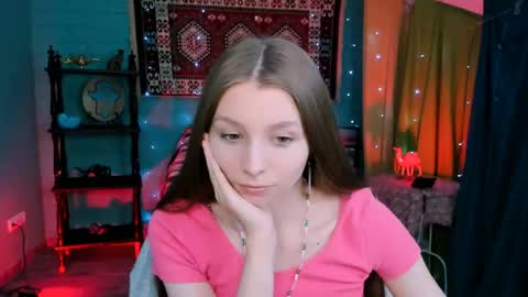 juliedaniel online show from June 9, 8:47 am