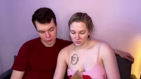 Julie and Thomas online show from February 18, 8:14 am