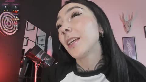 juliet_sourire online show from November 10, 8:33 pm