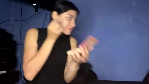 julieta_dl online show from June 27, 5:35 am