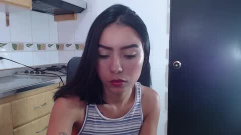 julieta_fn online show from March 10, 4:55 pm