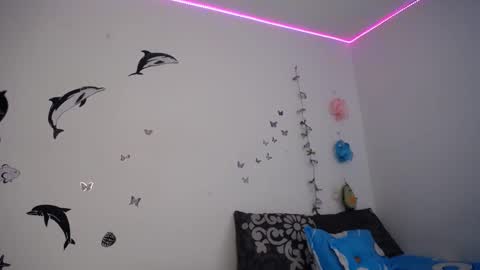 Julieta  Hass online show from September 11, 3:02 pm