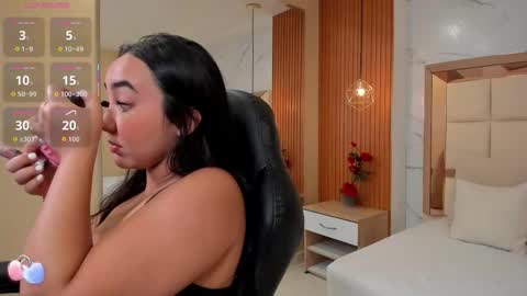     online show from November 10, 10:12 pm