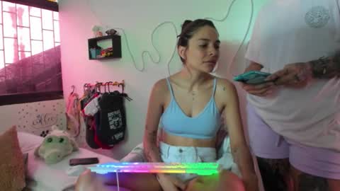 Snapshot of juliette_sweet05 chatting on October 7, 2:57 pm juliette online show from October 7, 2:57 pm