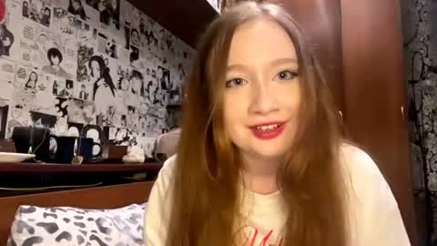 Emily online show from July 28, 7:39 pm
