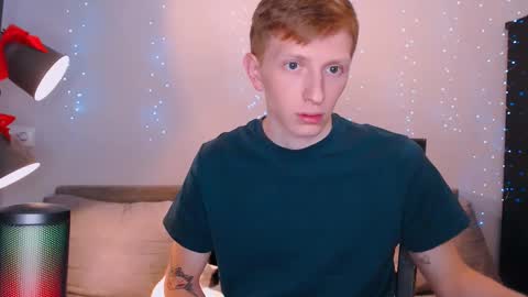 Snapshot of julsweet chatting on March 9, 12:31 am sweet online show from March 9, 12:31 am