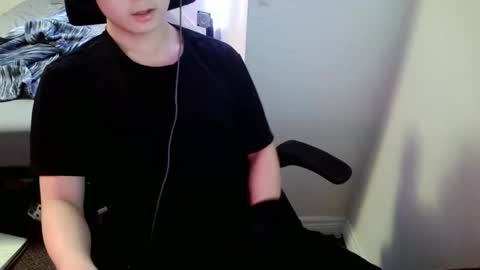 jung63455 online show from April 3, 1:01 am