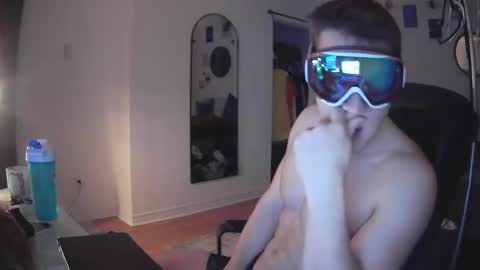 Junior Madison online show from February 3, 1:41 am