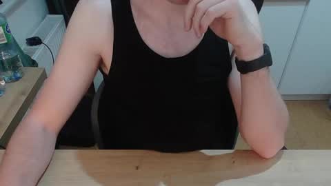 junk2711 online show from April 8, 6:49 am