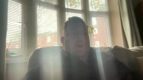 Junky online show from April 21, 7:15 am