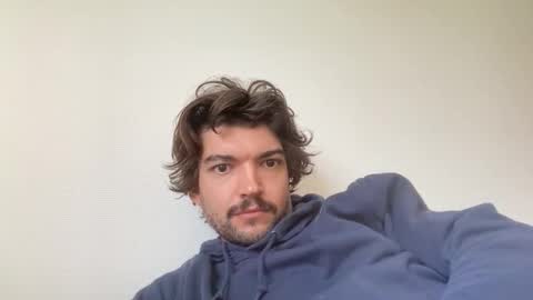 Snapshot of just_a_guy_with_a_big_cock chatting on October 24, 8:59 am just_a_guy_with_a_big_cock online show from October 24, 8:59 am