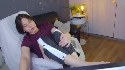Snapshot of just_gay_ chatting on February 1, 5:05 pm just_gay_ online show from February 1, 5:05 pm