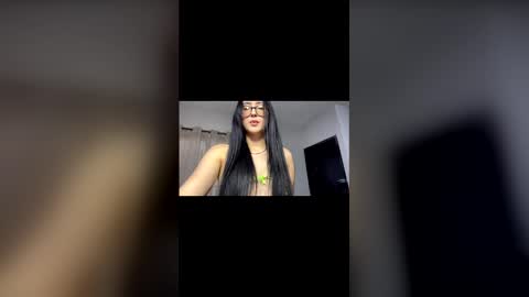  Isa y Luci  online show from April 23, 12:07 am