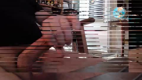 just_looking_6 online show from January 28, 6:39 pm