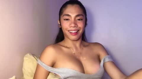 Snapshot of just_marjorie69 chatting on October 31, 2:45 am Be you  online show from October 31, 2:45 am