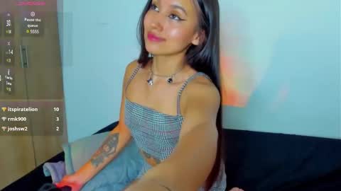 Soffy  online show from February 9, 4:36 am