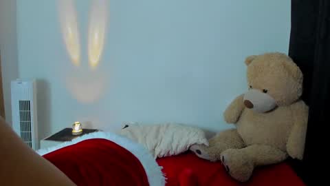 Soffy  online show from December 23, 11:06 pm