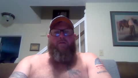 Snapshot of justaguyandnaked chatting on October 27, 9:04 pm justaguyandnaked online show from October 27, 9:04 pm