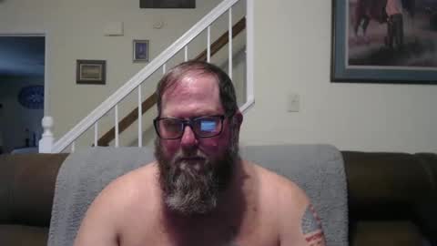 Snapshot of justaguyandnaked chatting on October 13, 7:27 pm justaguyandnaked online show from October 13, 7:27 pm